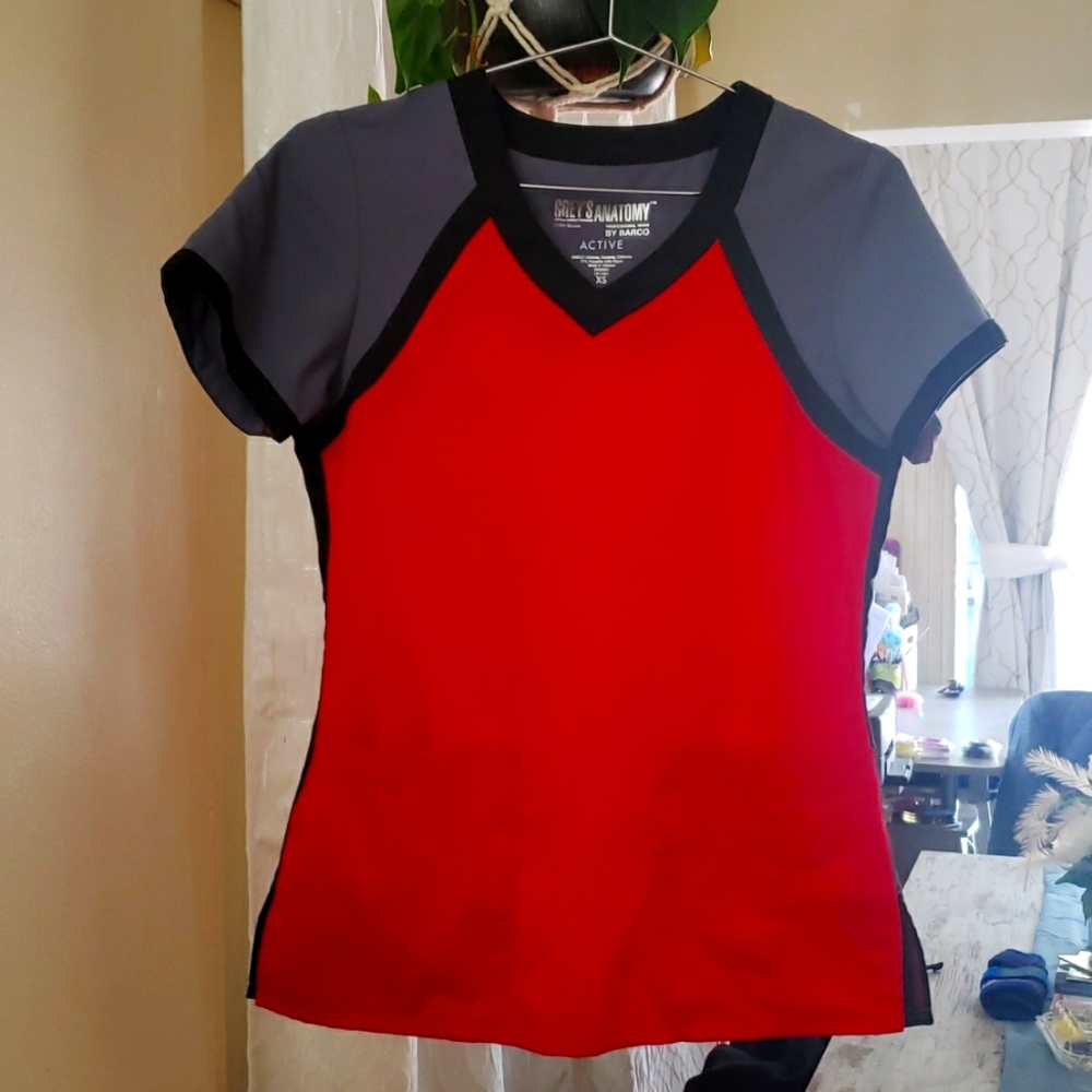 Xs grey s anatomy scrub top